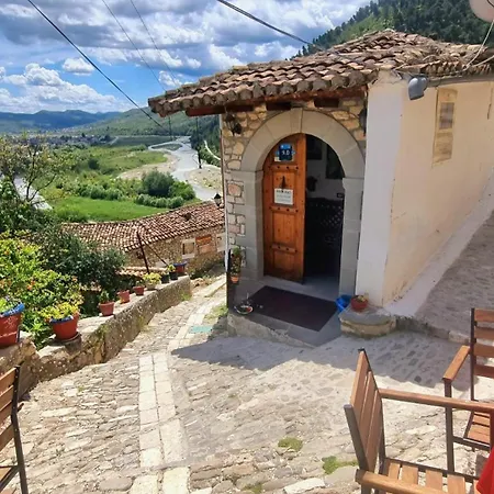 Hava Baci Апартаменты Берат