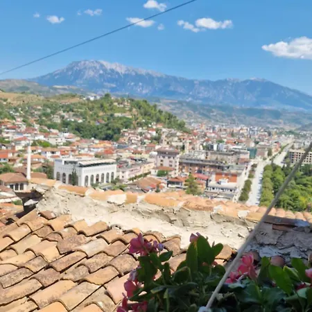 Hava Baci Апартаменты Берат