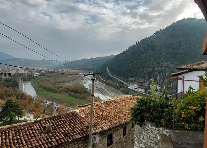 Hava Baci * Μπεράτ