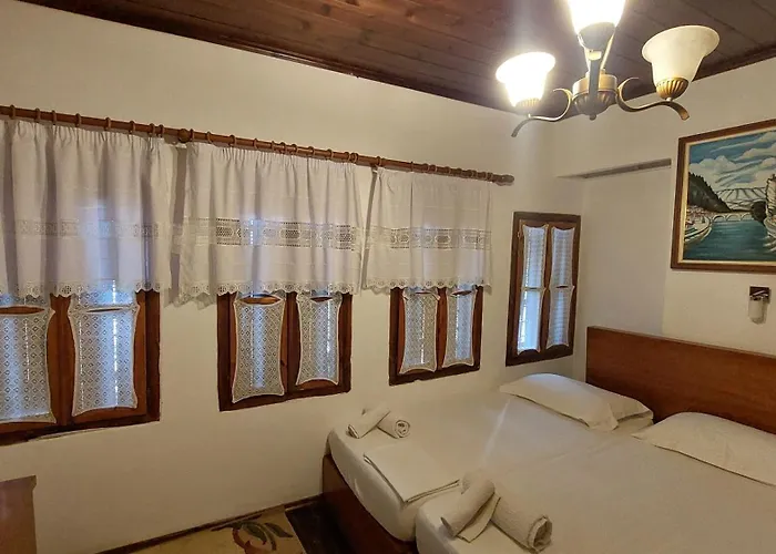 Hava Baci Μπεράτ